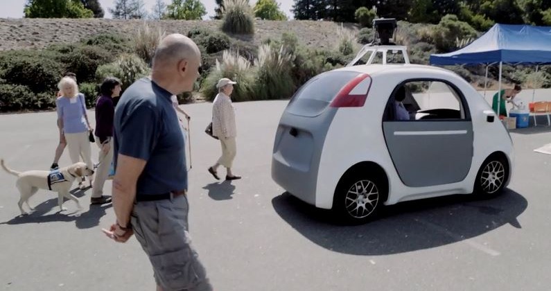 Google auto - sveze vás bez volantu i řidiče
